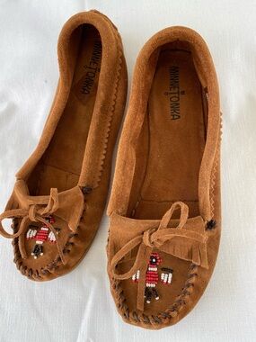 Minnetonka Moccasins Slip On Size 8